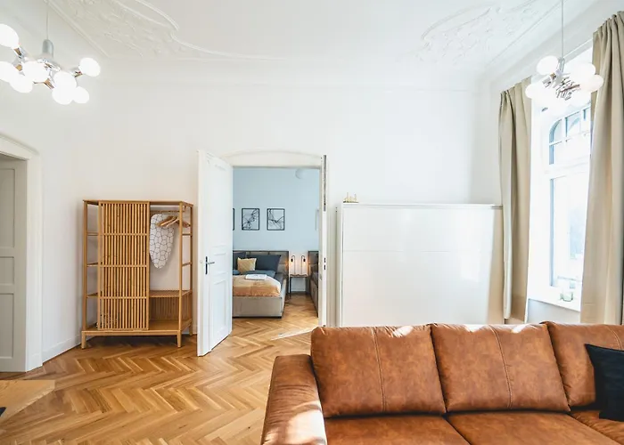 Tip! Geraeumiges Apartment Direkt Im Stadtzentrum Fuer 6 Personen