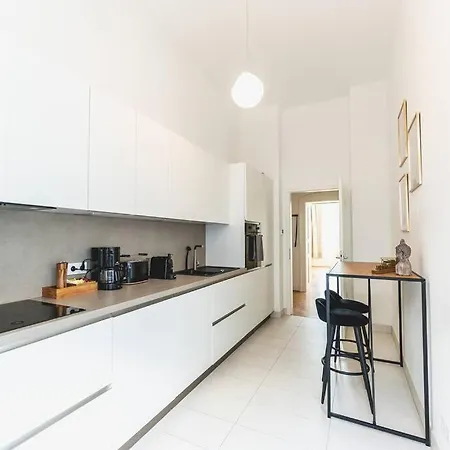 Tip! Geraeumiges Apartment Direkt Im Stadtzentrum Fuer 6 Personen Dresden Exterior photo