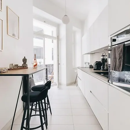 Tip! Geraeumiges Apartment Direkt Im Stadtzentrum Fuer 6 Personen Dresden Exterior photo