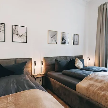 Tip! Geraeumiges Apartment Direkt Im Stadtzentrum Fuer 6 Personen Dresden Exterior photo