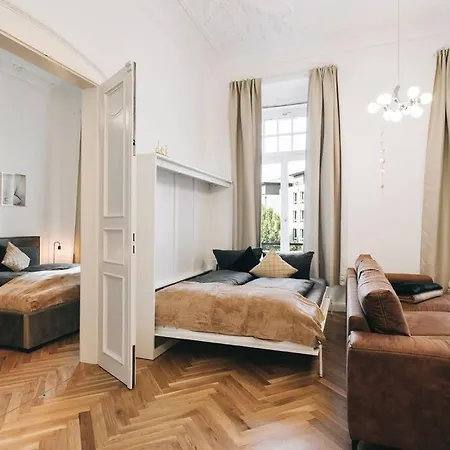 Tip! Geraeumiges Apartment Direkt Im Stadtzentrum Fuer 6 Personen Dresden Exterior photo