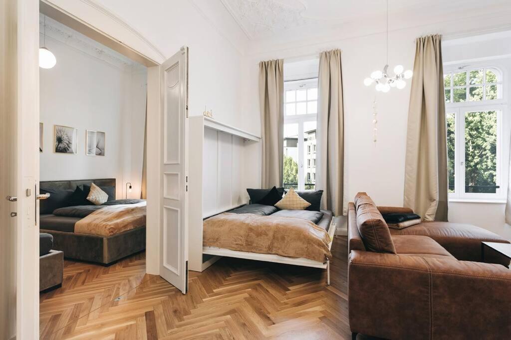 Tip! Geraeumiges Direkt Im Stadtzentrum Fuer 6 Personen Appartement